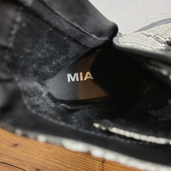 Mia‎ Cortez Military Combat Boots Size 6.5 Zip Side - Picture 9 of 10